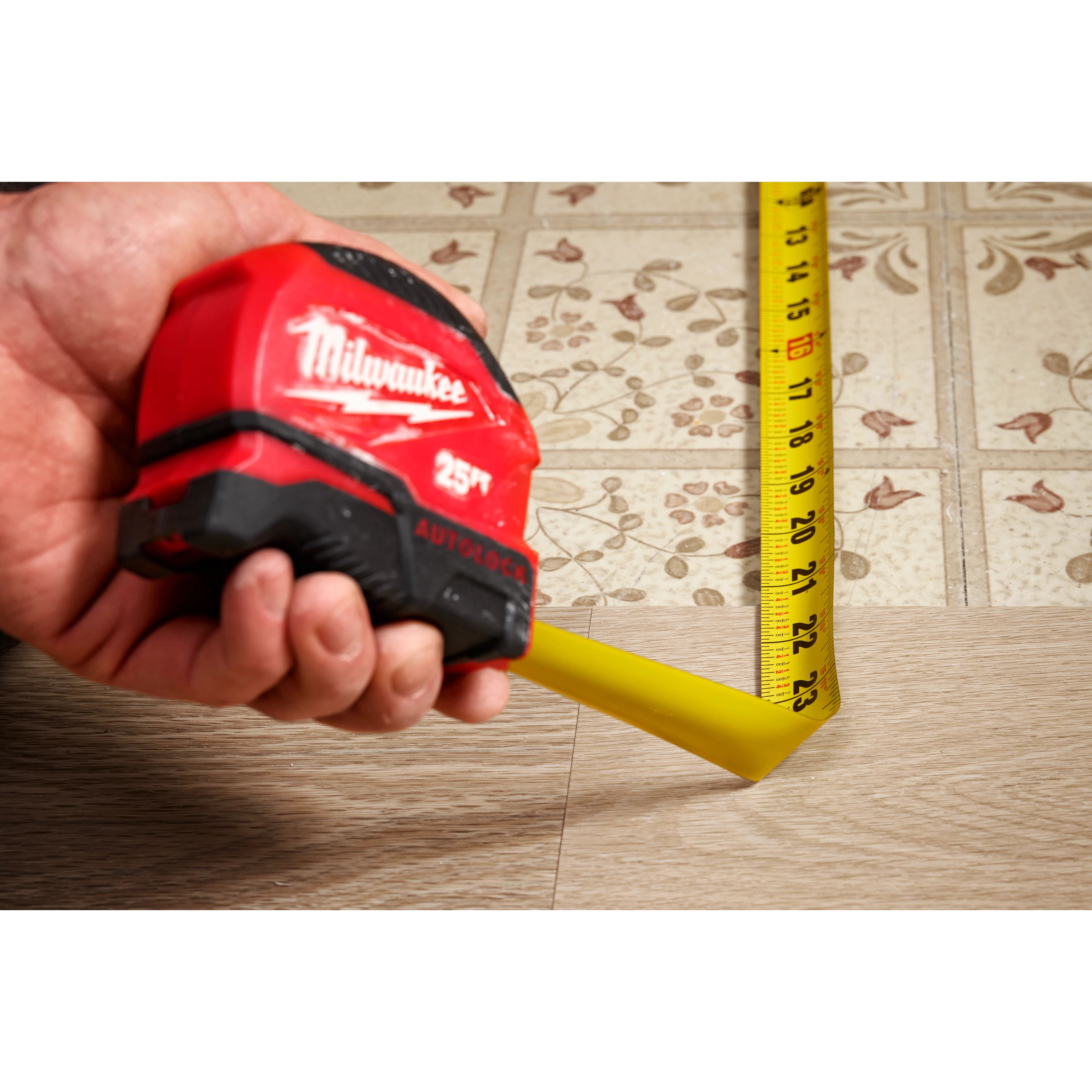 25ft Auto-Lock Tape Measure