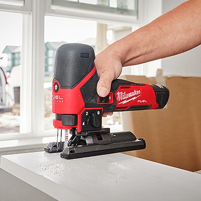 Milwaukee 18v deals jigsaw fuel