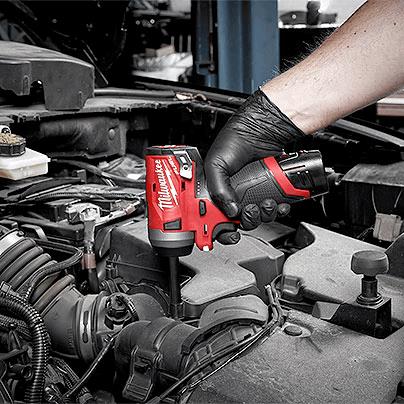 Milwaukee m12 stubby store impact driver