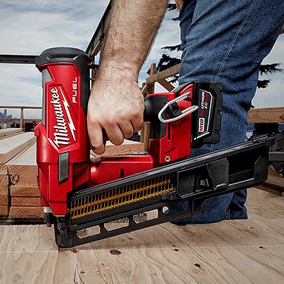 M18 FUEL 30 Degree Framing Nailer Milwaukee Tool