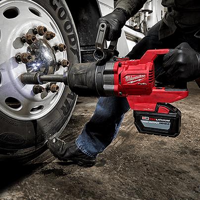 Milwaukee battery operated 2024 impact wrench