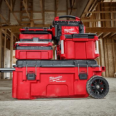 Milwaukee tool chest 2024 on wheels